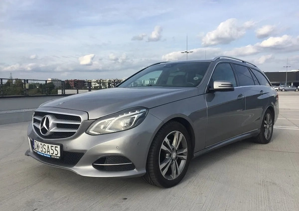 Mercedes-Benz Klasa E cena 59999 przebieg: 256400, rok produkcji 2014 z Wrocław małe 67